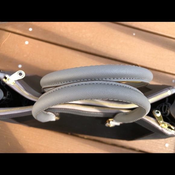 Henri Bendel Colorblock bag - Picture 7 of 13